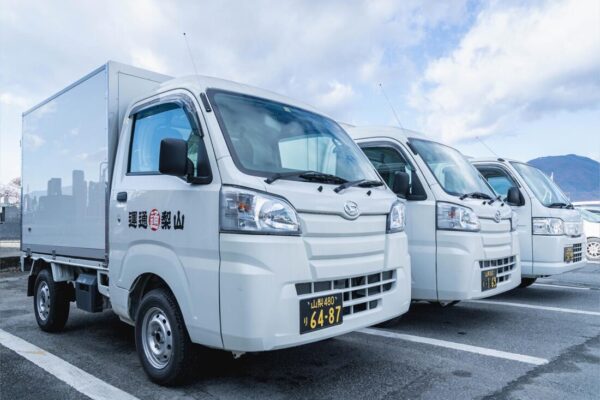 トラックと必要な運転免許の種類・当社トラック輸送事業について